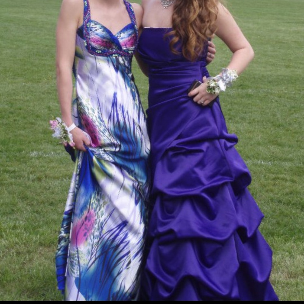Prom Dress! - Picture 1 of 5